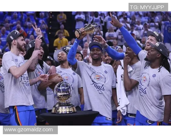 火箭胜雷霆，获得西部半决赛资格：荣耀时刻背后的艰辛与荣耀